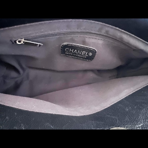 🌸SOLD🌸PRELOVED USED VINTAGE CHANEL SLING BAG - Picture 12 of 16